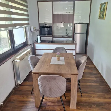 Kovaci Apartamento *